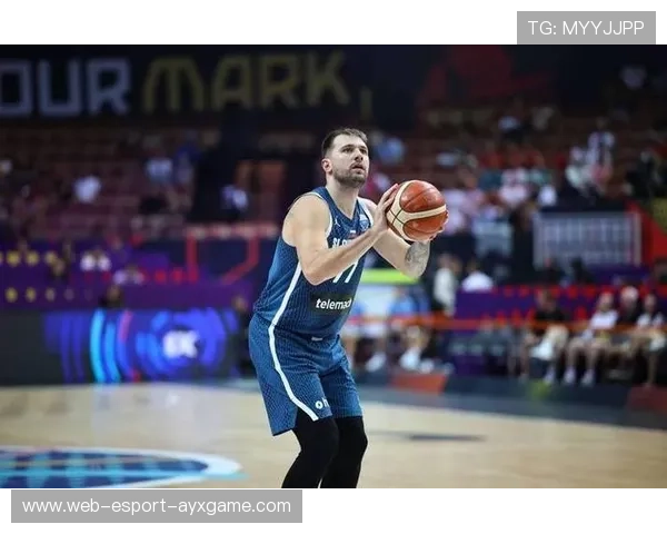 东契奇连送两传，达拉斯独行侠彻底起势